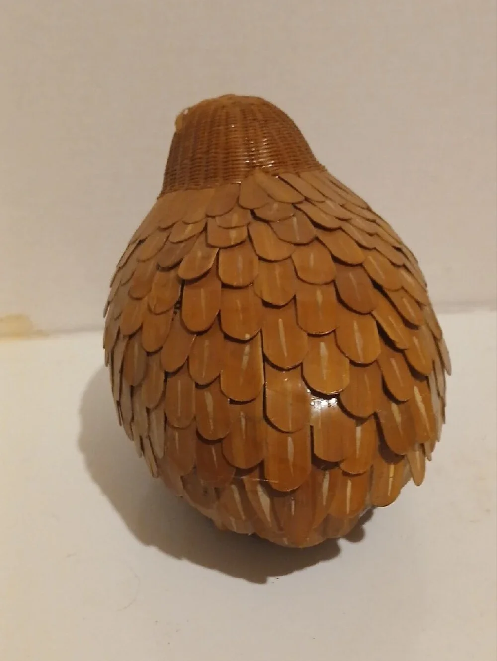 Vintage Chinese Shanghai Brown Woven Quail Basket Accent